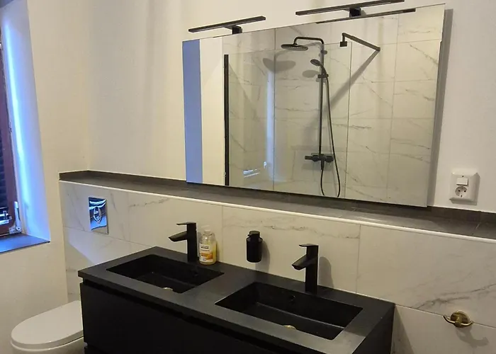 In Nahe Skipisten * فيلنغن